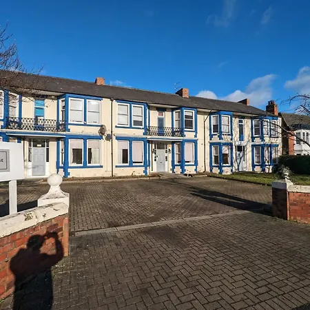 Eastbourne Hotel 3*