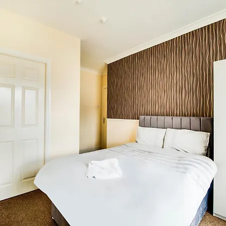 Eastbourne 3*
